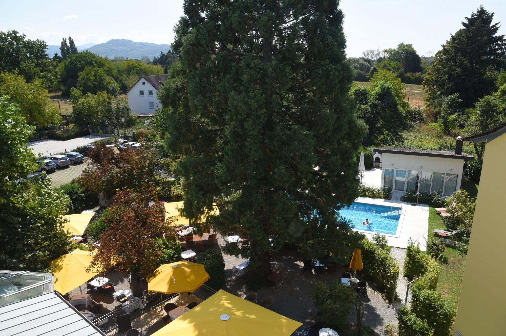 Hotel Hirschen In Freiburg-Lehen Dış mekan fotoğraf
