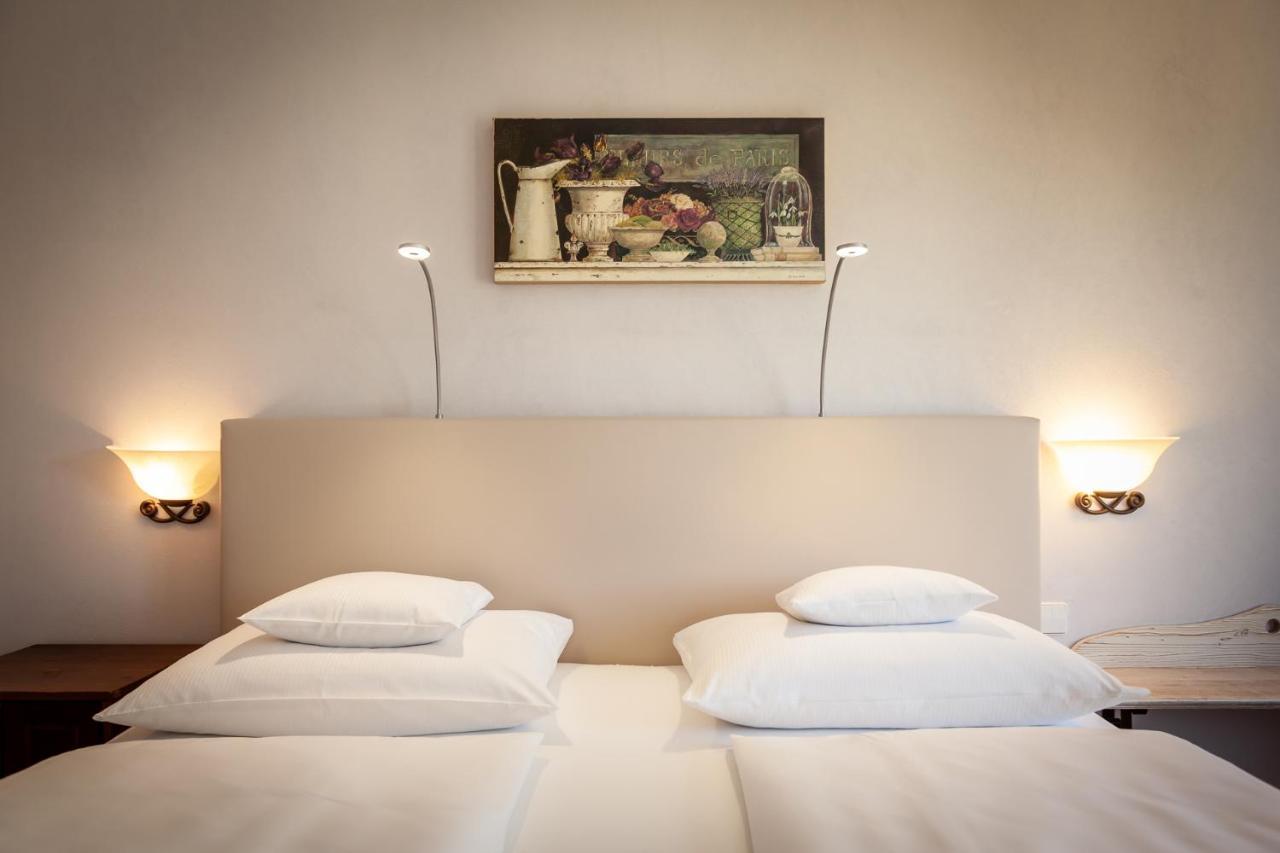 Hotel Hirschen In Freiburg-Lehen Dış mekan fotoğraf