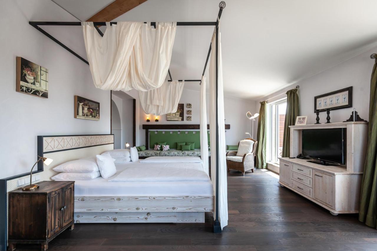 Hotel Hirschen In Freiburg-Lehen Dış mekan fotoğraf